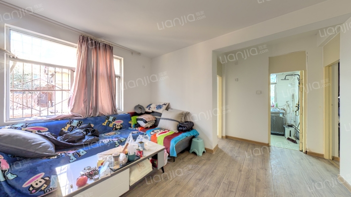 苗圃花园134号院二手房实景图