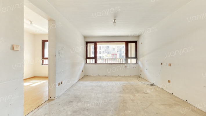 金域华府二手房实景图