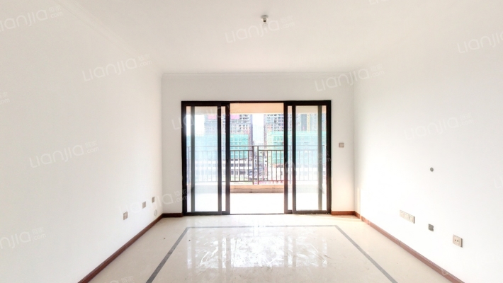 绿地新里•璞悦公馆二手房实景图