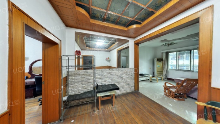 输变电厂宿舍二手房实景图