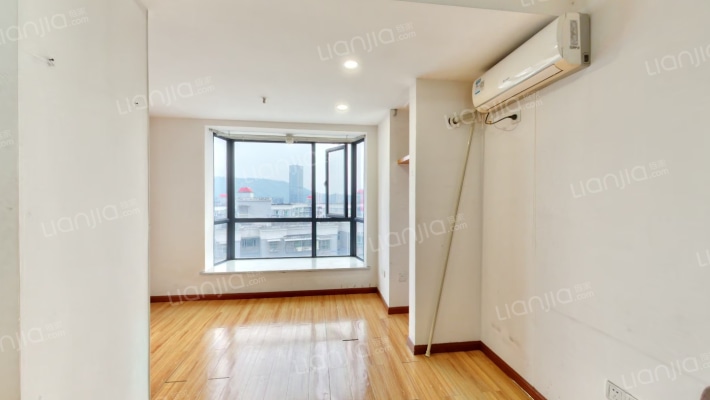 佳兴国际汇二手房实景图