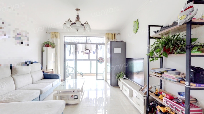 国际花都郁金苑二手房实景图