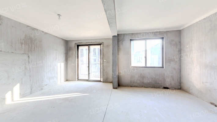 大树水月轩二手房实景图