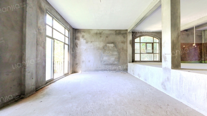 爱丁堡二期二手房实景图