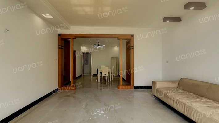 森煌小区二手房实景图