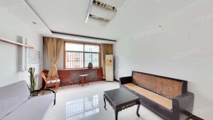 莱芜教师村二手房实景图