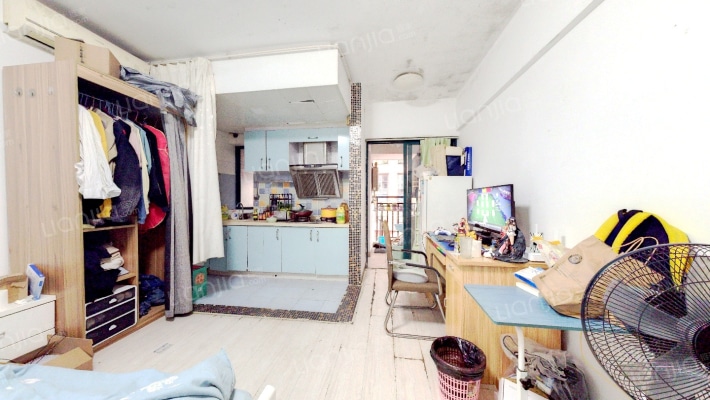 蓝馨苑二手房实景图