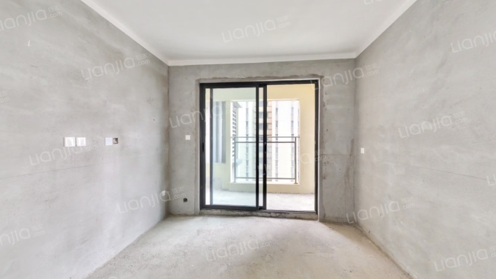 润城东方·绿博福苑二手房实景图