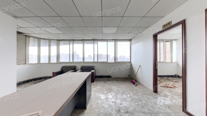 华宇五环大厦二手房实景图