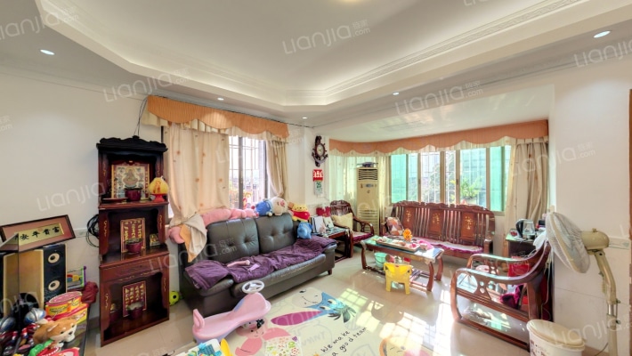 榕树角大街二手房实景图