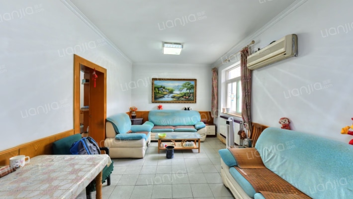 人武学校家属院二手房实景图