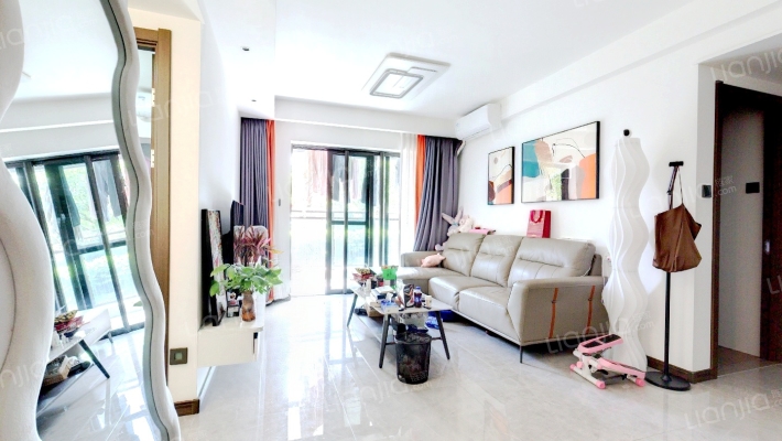 万科中天金域世家二手房实景图