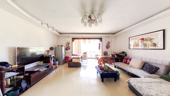 云大小区二手房实景图