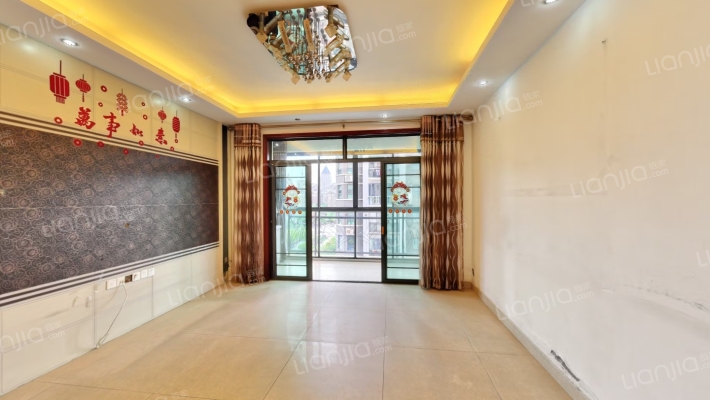 新里梵顿公馆凡尔赛区二手房实景图