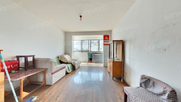 漕湖花园三区二手房实景图