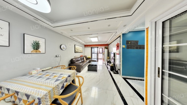 橡树湾三期二手房实景图