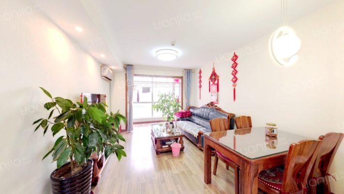 万科城市之光C区二手房实景图