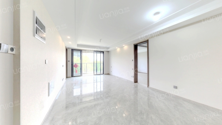 岚荷芸府二手房实景图