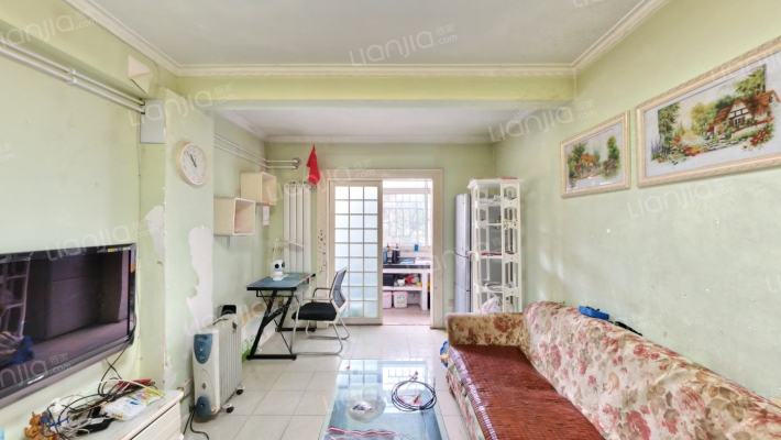 团校二手房实景图