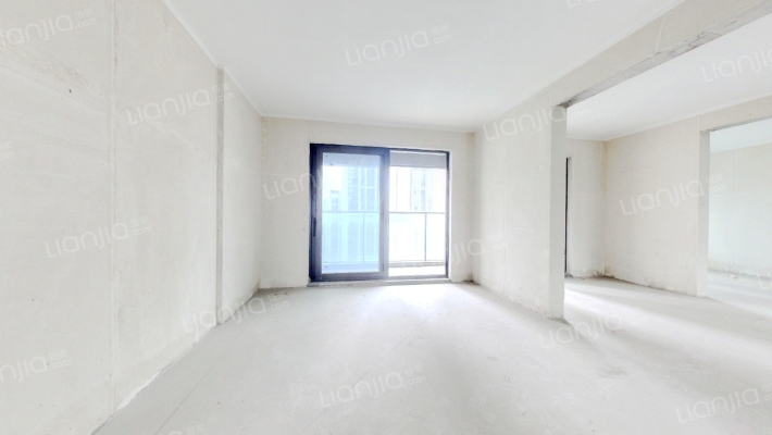 融创玖玺臺二手房实景图