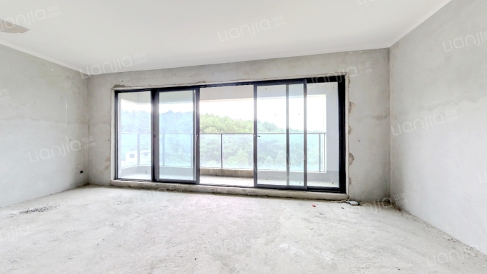 融创·云麓长林二手房实景图