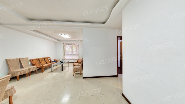 天和苑东区二手房实景图