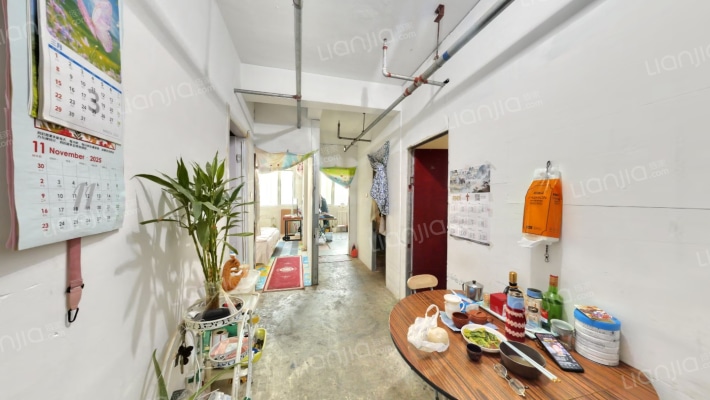 三河润旭商贸中心二手房实景图