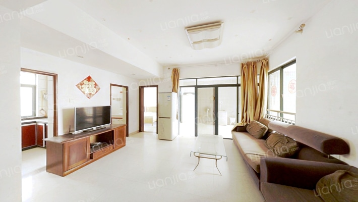 蓝色经典二手房实景图