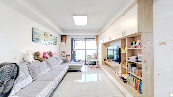 美的云筑二手房实景图