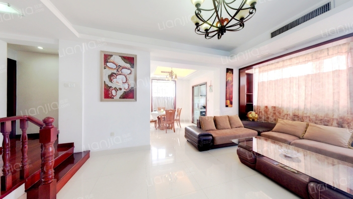 钱隆首府二手房实景图