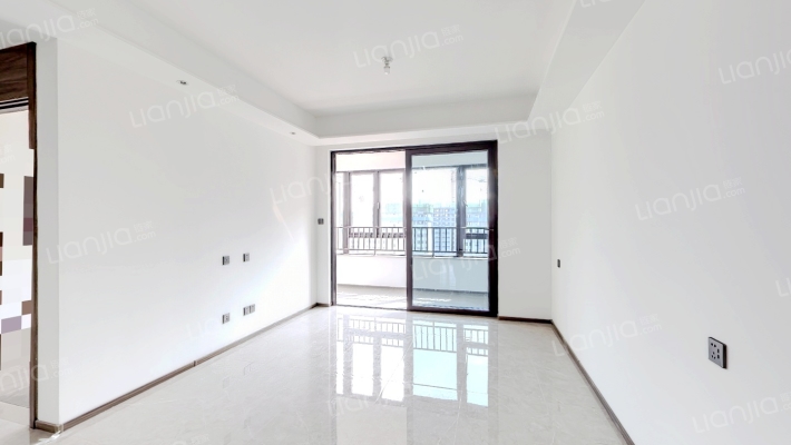 龙湖怡康湖城大境二手房实景图