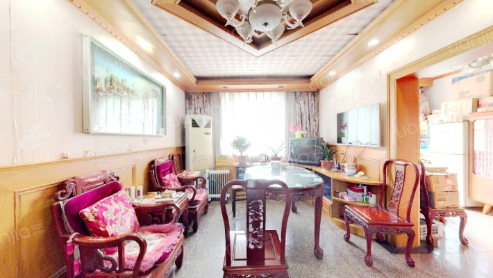 鸿运城市花苑二手房实景图