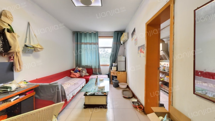 康华苑小区二手房实景图