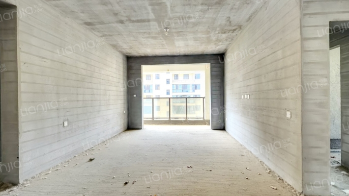 万盛荣城二手房实景图