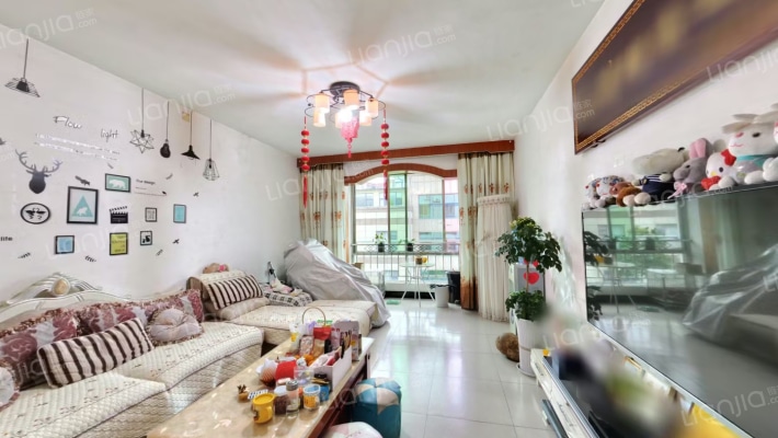 瑞新街152号二手房实景图