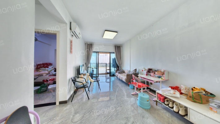 新鸿基珑汇二手房实景图