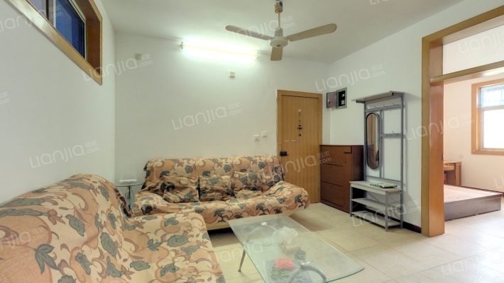 乳制品厂家属院二手房实景图