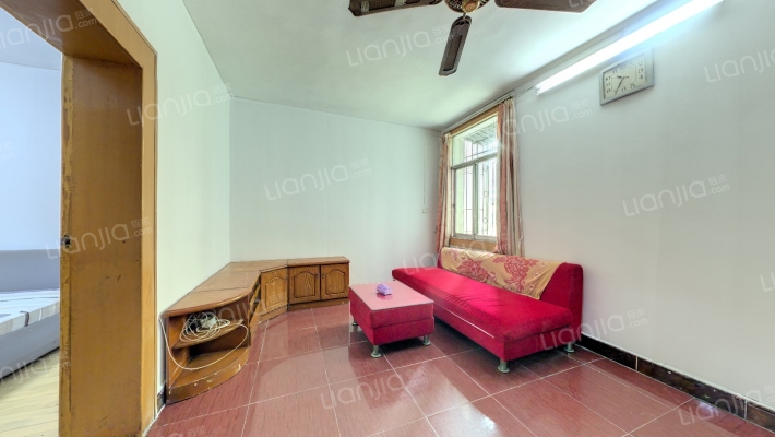 龙阳住宅楼二手房实景图