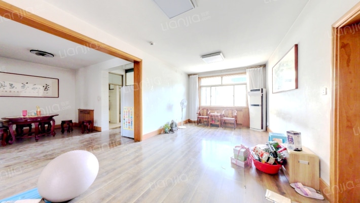 原质监局小区二手房实景图