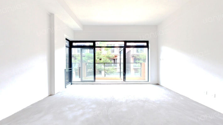 泷珀花园二手房实景图