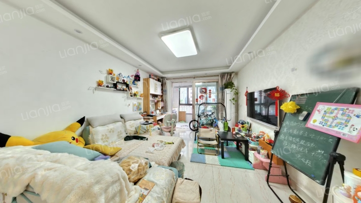 世茂东外滩二手房实景图