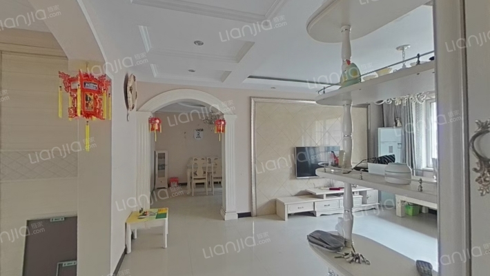 凤凰新城二手房实景图