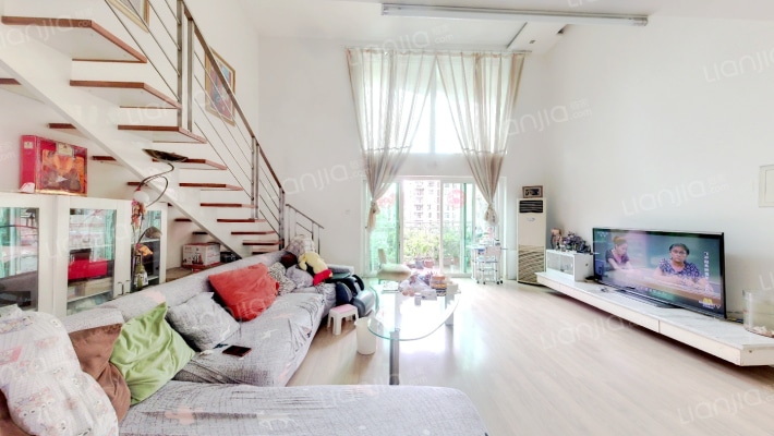 天鹅星座二手房实景图