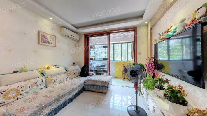 樱花园二手房实景图