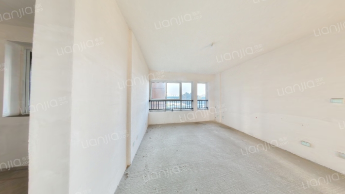 春天里二手房实景图