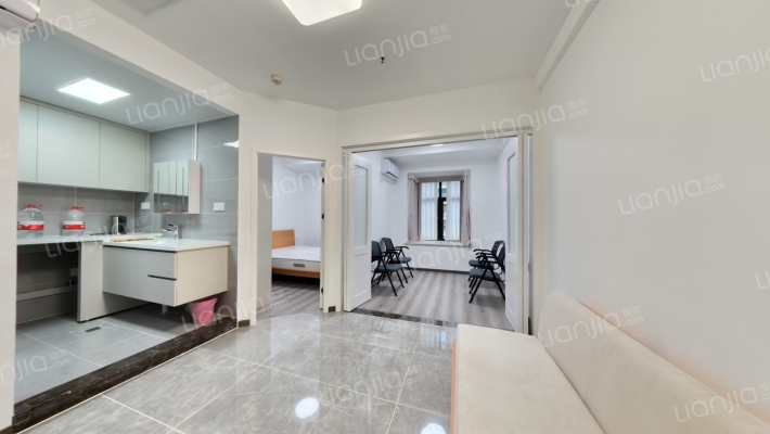 西班牙风情街二手房实景图