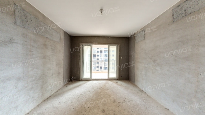 鑫天格林香山二手房实景图