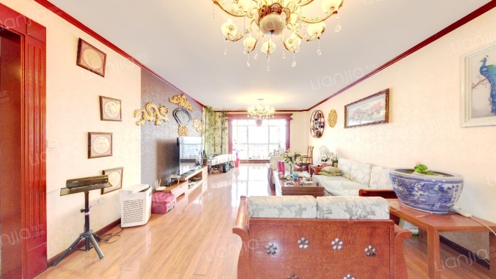 泰海花园小区二手房实景图