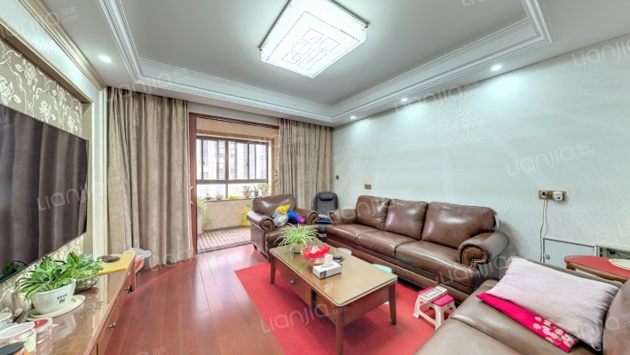 御园二手房实景图