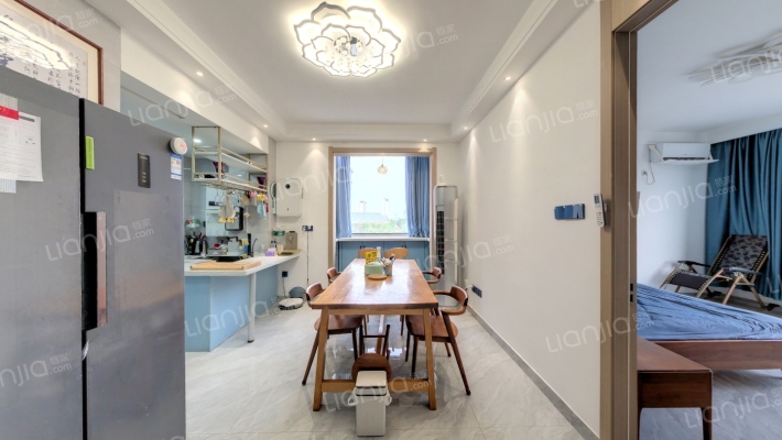 金地越秀凤鸣艺境二手房实景图